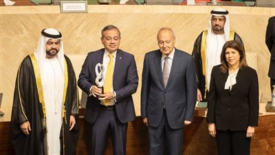 تكريم محمد علي الرئيس التنفيذي لـ«أبو ظبي الإسلامي – مصر» في «اليوم العربي للاستدامة» 