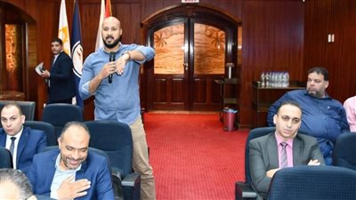 ورش عمل لدعم التحول الطاقي في قطاع البترول بالصحراء الغربية والإسكندرية