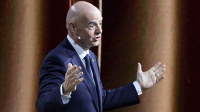 رئيس الفيفا: “هناك مناقشات” حول مشاركة كريستيانو رونالدو في كأس العالم للأندية هذا الصيف