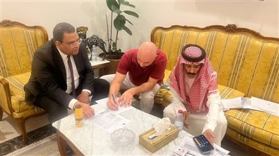  وزارة العمل: إنهاء أزمة عمال مصريين بالسعودية واستعادة مستحقاتهم المالية