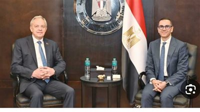 مصر وبيلاروسيا تبحثان تعزيز التعاون الاستثماري والتجاري.. و”الخطيب”: نتطلع لزيادة التبادل المشترك