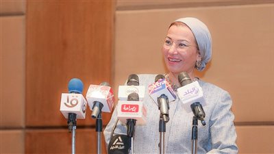 وزيرة البيئة تطلق حملة “قللها” لمواجهة التلوث البلاستيكي بمشاركة دولية واسعة