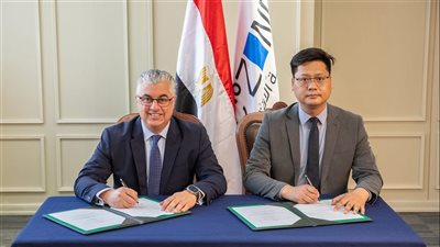 المنطقة الاقتصادية لقناة السويس تستقطب استثماراً صينياً بقيمة 15 مليون دولار في صناعة الملابس 