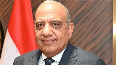 وزير الكهرباء يتفقد مركز تحكم شرق الإسكندرية لمتابعة ارتفاع الأحمال بالمحافظة