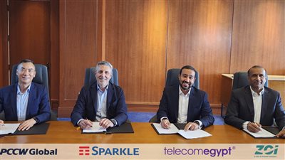 تحالف دولي يضم «المصرية للاتصالات» يطلق مشروع الكابل البحري AAE-2 