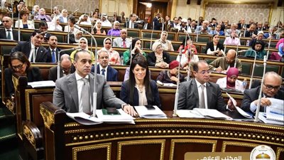 البرلمان يقر 5 اتفاقيات بترولية جديدة للتنقيب والاستغلال في مناطق استراتيجية