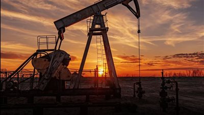 أسعار النفط تتراجع رغم التصعيد في الخليج