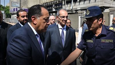 مدبولي يتفقد سنترال رمسيس ويوجه بتقرير فني عاجل وخطة لاستعادة كامل الخدمات