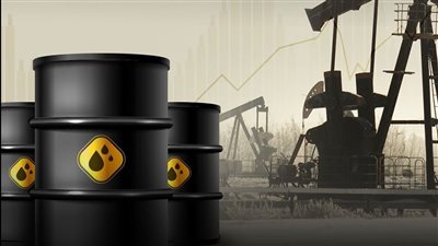 استقرار أسعار النفط وسط تحسن الطلب الأميركي وتجدد التوتر في البحر الأحمر