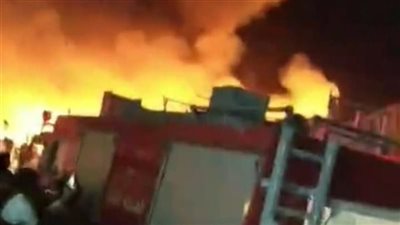 حريق هائل  فى دبى مول بمنطقة الشيخ زايد 