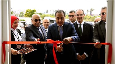 مدبولي يفتتح مجمع الشهر العقاري والتوثيق بمدينة العلمين الجديدة