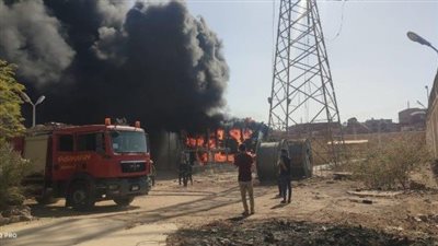 وزارة الكهرباء: إخماد حريق فى منطقة الهيش بالقرب من محطة كهرباء أسوان