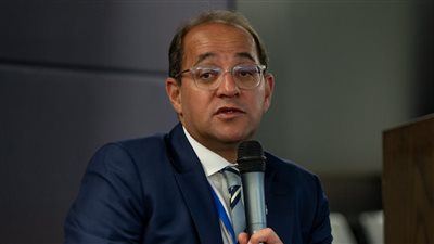 وزير المالية من لندن:الفائض الأولي بلغ 3.6% رغم تراجع إيرادات القناة والطاقة 