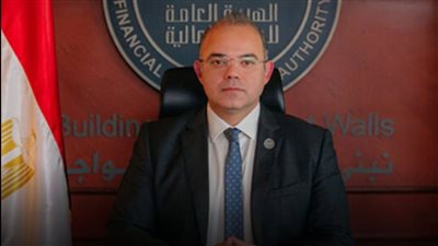 رئيس «الرقابة المالية» يستعرض في لندن فرص الاستثمار بقطاع التأمين 