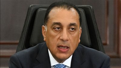 رئيس الوزراء يستعرض نماذج استجابات منظومة الشكاوى الحكومية لعدد من الحالات في قطاعات مختلفة