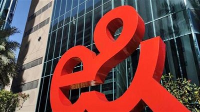 إي آند تحقق 34.9 مليار درهم إيرادات موحدة في النصف الأول 2025 