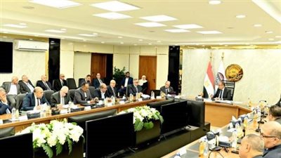 عمومية القابضة للتشييد برئاسة وزير قطاع الأعمال العام تعتمد الموازنة التخطيطية لعام 2025-2026