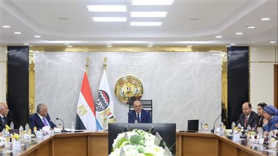 بحضور وزير قطاع الأعمال ..القابضة للسياحة تعتمد موازنة 2025/2026 