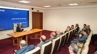 رئيس هيئة الرقابة المالية يلتقي بالسفراء المنقولين للعمل بالسفارات والبعثات المصرية بالخارج