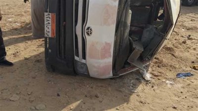 إصابة 14 شخصا فى تصادم ميكروباص وربع نقل على طريق أسوان الصحراوى