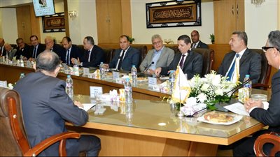  وزارة التموين تعلن عن مبادرة لخفض أسعار زيوت الطعام 