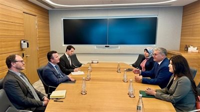 وزير البترول يبحث تعزيز التعاون مع شركات التعدين والغاز في أستراليا