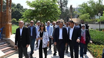 رئيس الوزراء يتفقد مشروع إحياء حديقة الأزبكية التراثية تمهيداً لافتتاحه للجمهور قريبا