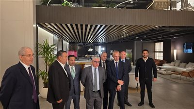 رئيس اقتصادية قناة السويس يلتقي شركات تركية كبرى في قطاعات المنسوجات