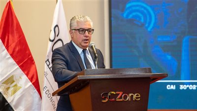 رئيس اقتصادية قناة السويس يبحث مع وفد سويسري التعاون في مجالات الطاقة 