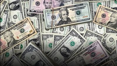 استقرار سعر الدولار أمام الجنيه خلال تعاملات الجمعة