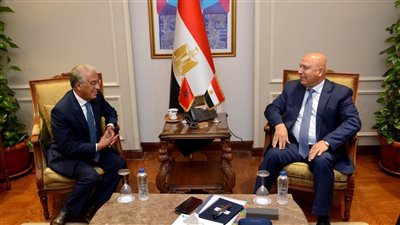 كامل الوزير يبحث مع سفير المغرب بالقاهرة تعزيز التعاون الصناعي والنقل بين البلدين