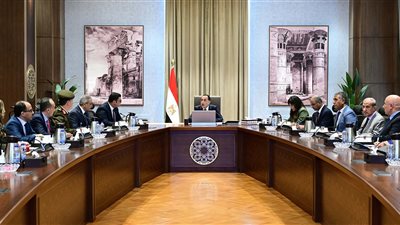 رئيس الوزراء يُتابع ملفات تطوير قطاع السياحة