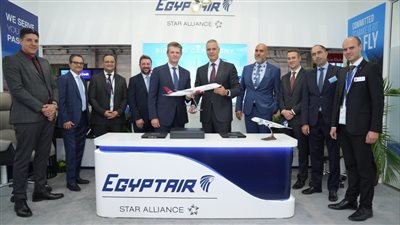 مصر للطيران توقع اتفاقية بيع وإعادة استئجار ثلاث طائرات أيرباص 