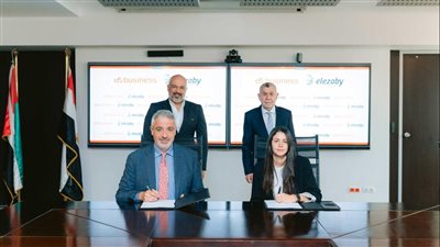 e& business تتعاون مع صيدليات العزبي لدعم التحول الرقمي وتعزيز الكفاءة التشغيلية