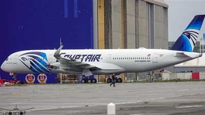 مصر للطيران تنفي وقف صفقة الطائرات الجديدة