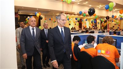 وزير الاتصالات يشهد ختام منافسات المسابقة العربية الأفريقية للبرمجيات (ACPC)