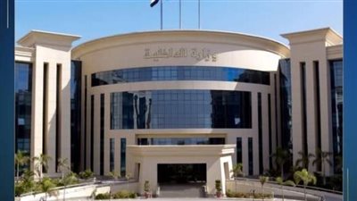 الداخلية: لا إعفاءات لضباط الشرطة من ضرائب ورسوم تراخيص السيارات