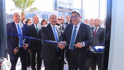 بنك التنمية الصناعية يفتتح فرعًا جديدًا في مول أرينا – التجمع 