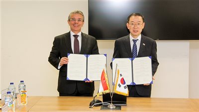 «الجمارك» توقّع مذكرة تفاهم مع نظيرتها الكورية.. لتحديث نظم تكنولوجيا المعلومات 