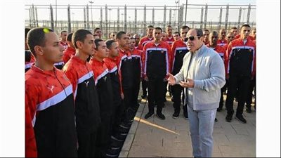 السيسي يتفقد الأكاديمية العسكرية بالعاصمة الجديدة ويؤكد أهمية تطوير الكوادر وبناء الجدارة