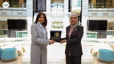 سفيرة البحرين بالقاهرة تزور مستشفى «أهل مصر لعلاج الحروق» وتطّلع على التجربة المصرية المتخصصة