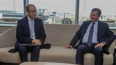 وزير الزراعة يبحث مع وفد 