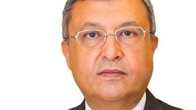 أسامة كمال: أسعار النفط لن تعود قبل عام أو اثنين من توقف الحرب