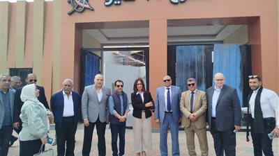 وزيرة الثقافة تتفقد مسرح وسيرك 15 مايو قبل افتتاحه