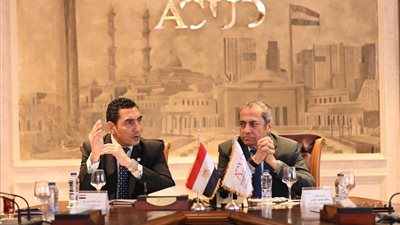 وزير الشباب والرياضة يبحث مع رئيس شركة العاصمة الإدارية تعزيز الشراكة لتطوير الرياضة المصرية