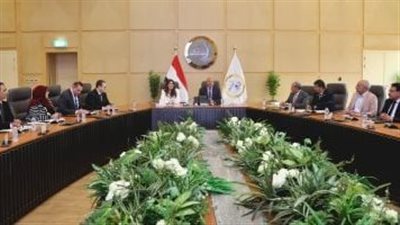 مصر تعزز التكامل بين التنمية العمرانية ووسائل النقل الجماعي الحديثة