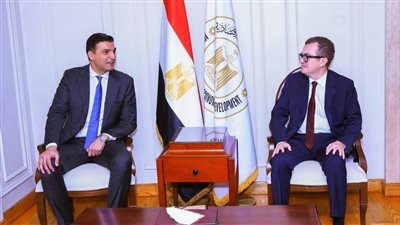 التخطيط والصناعة تعززان البنية التحتية للمناطق الصناعية