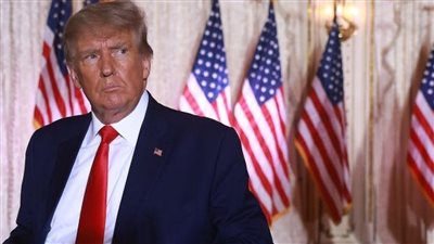 باحث في العلاقات الدولية : تصريحات ترامب المتناقضة تثير مخاوف تصعيد شامل في الصراع مع إيران