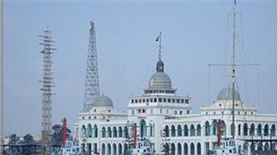 قناة السويس: تطوير الأرصفة البحرية ببورتوفيق وتعزيز الخدمات الصحية خلال جولة تفقدية لرئيس الهيئة