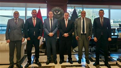 إسلام عزام يهنئ عمر رضوان ويؤكد علي تطوير سوق المال بأدوات جديدة 